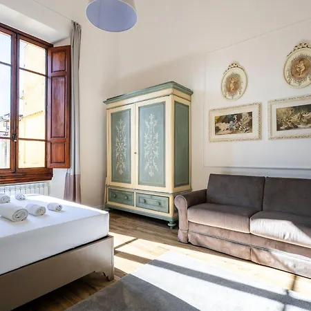 Grand Royal Daire Floransa