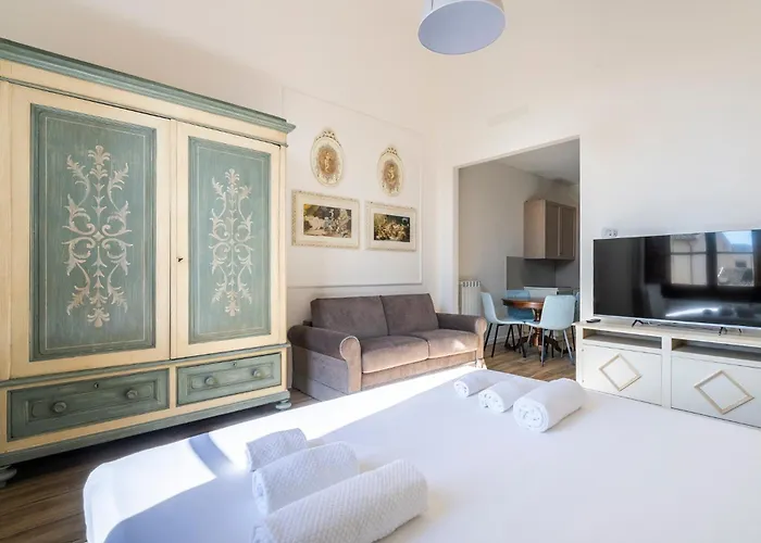 Grand Royal Apartment *